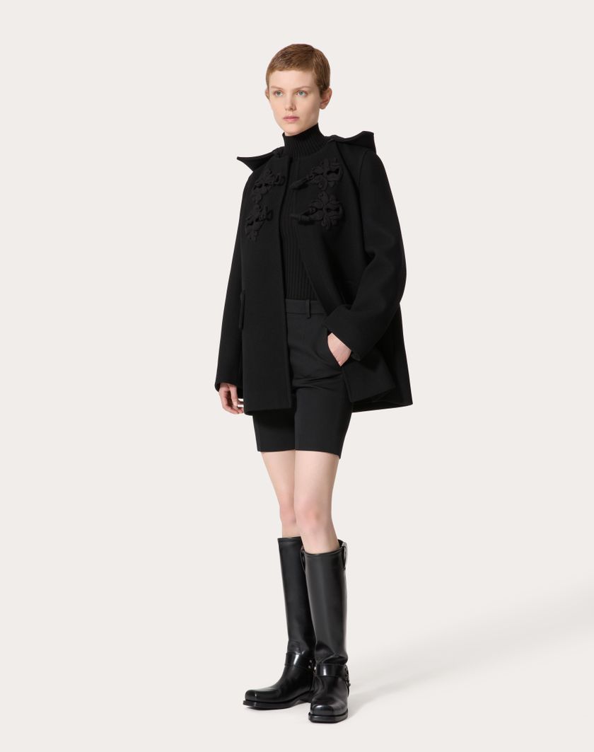 Valentino Handbags Caban In Compact Coat Ricamato per Donna in Nero | Valentino IT Offerta esclusiva