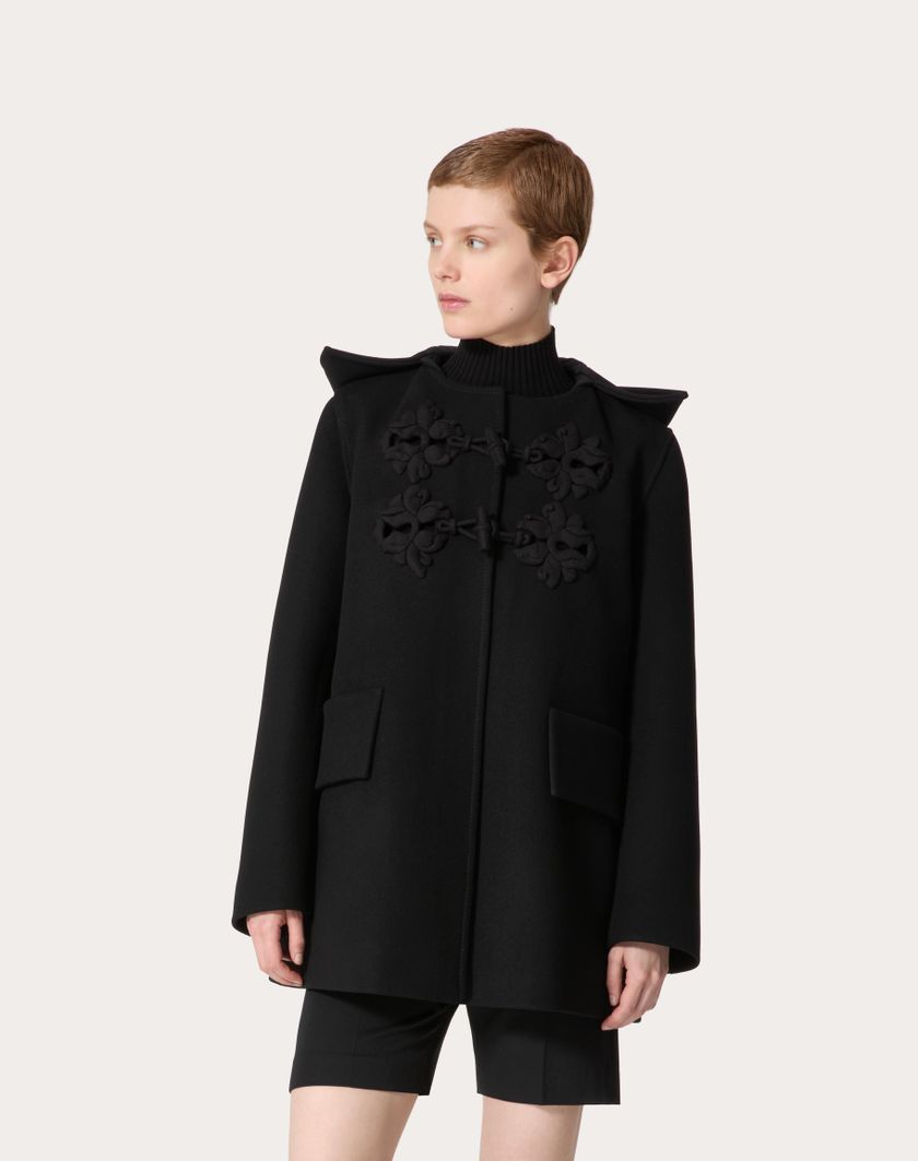 Valentino Handbags Caban In Compact Coat Ricamato per Donna in Nero | Valentino IT Offerta esclusiva