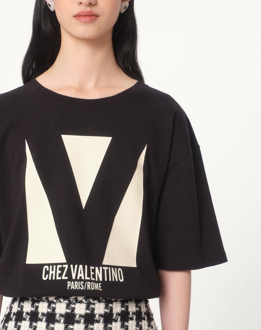 Valentino Handbags T-shirt In Jersey Cotton Con Stampa Chez Valentino per Donna in Avorio | Valentino IT Offerta Anniversario