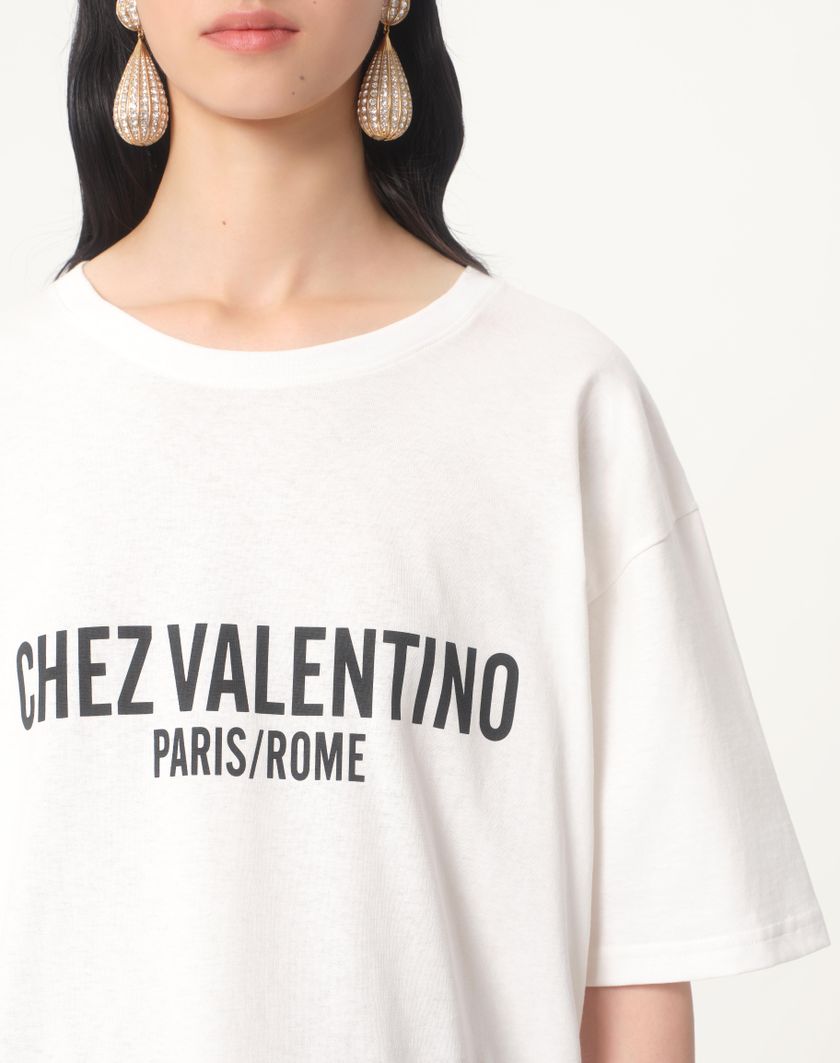 Valentino Handbags T-shirt In Jersey Cotton Con Stampa Chez Valentino per Donna in Avorio | Valentino IT Online Outlet