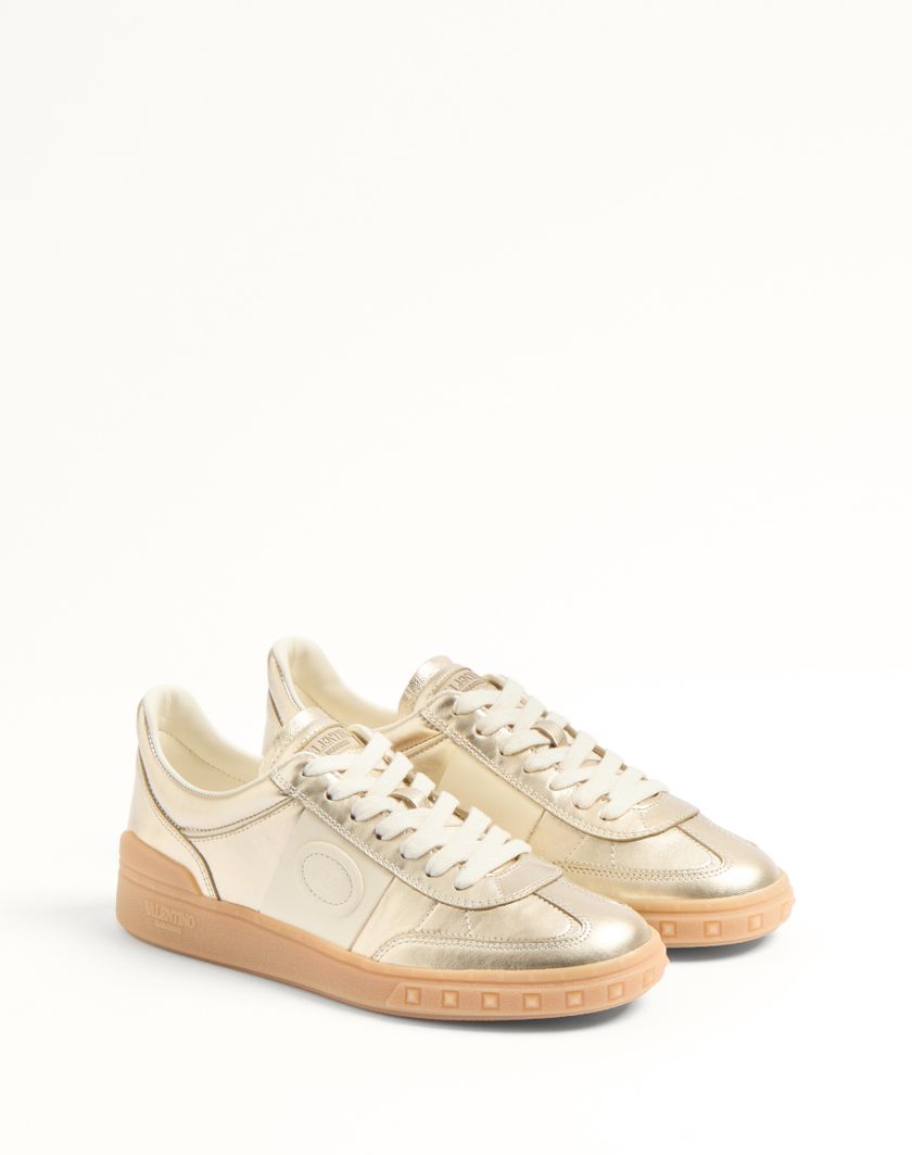 Valentino Handbags Sneaker Upvillage In Vitello Laminato Con Banda In Vitello Nappato per Donna in Bianco/platino | Valentino IT Offerte