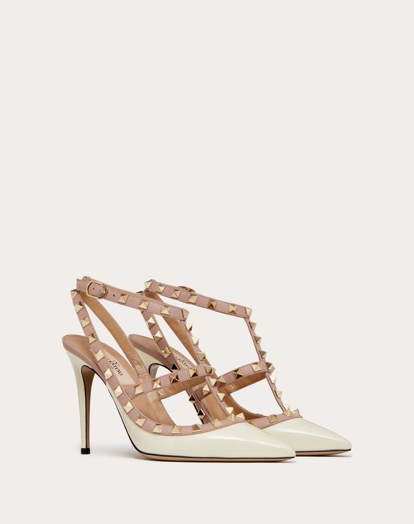 Valentino Handbags Décolleté Rockstud In Vernice Con Cinturini 100mm per Donna in Poudre | Valentino IT Offerta esclusiva