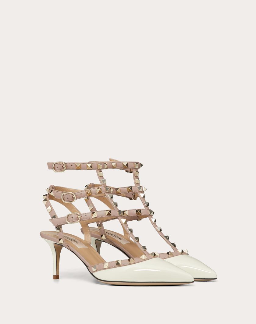 Valentino Handbags Décolleté Rockstud Con Cinturini 65mm per Donna in Avorio/poudre | Valentino IT Vendite stagionali