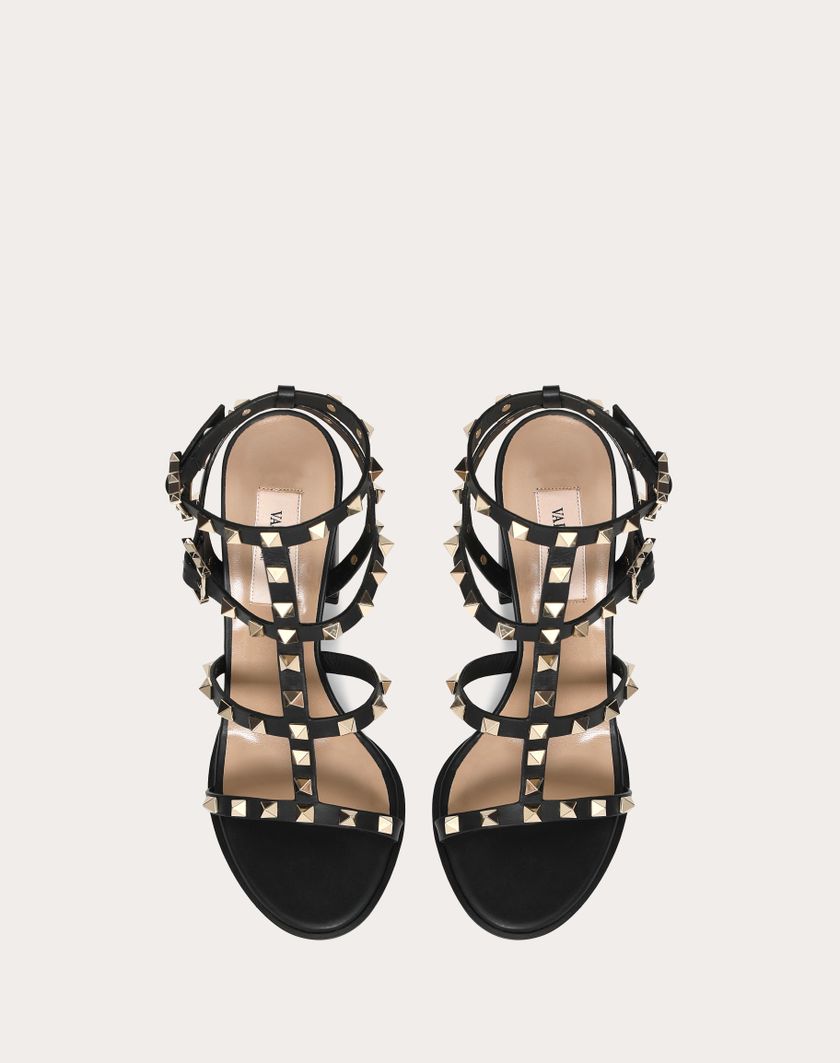 Valentino Handbags Sandalo Rockstud Con Cinturini 90mm per Donna in Poudre | Valentino IT Lightning offer