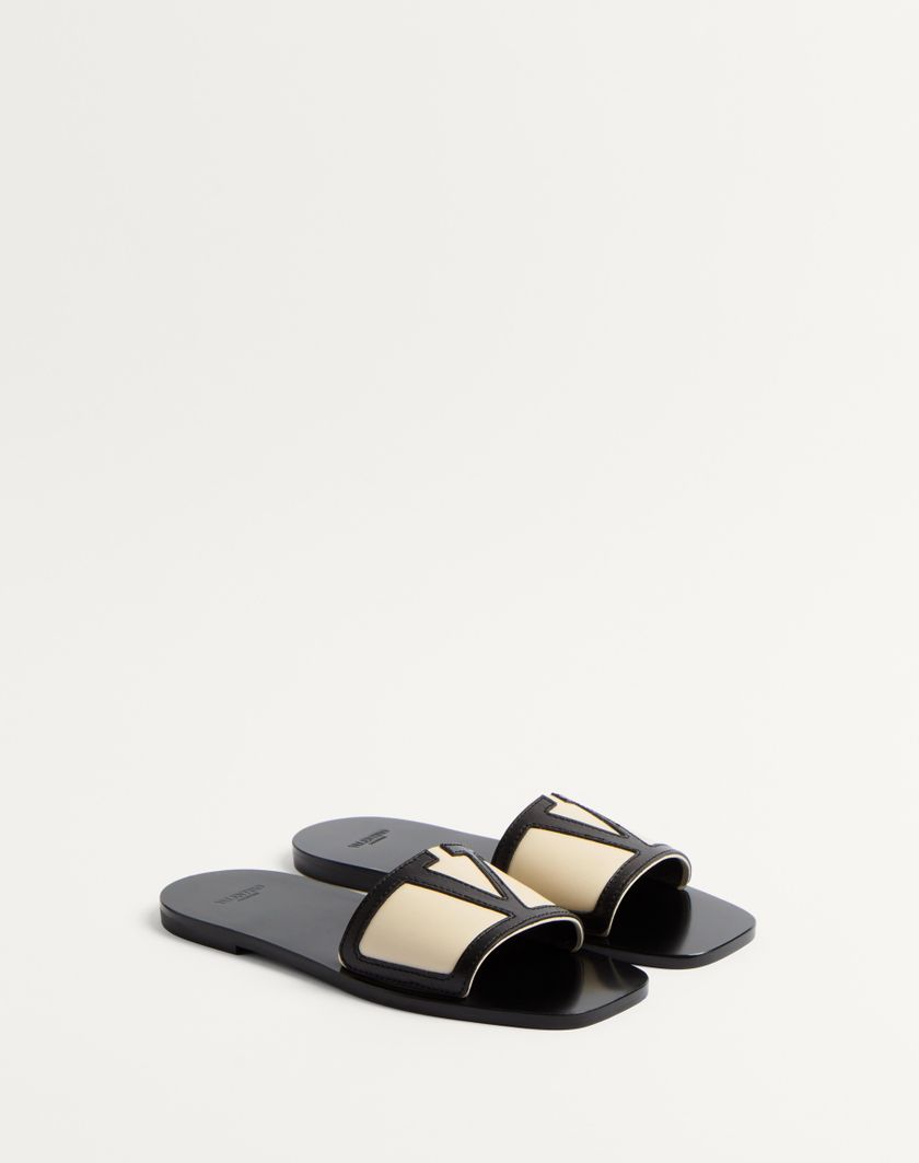 Valentino Handbags Sandalo Slide Viva Superstar In Nappa per Donna in Burro/nero | Valentino IT Nuovi prodotti
