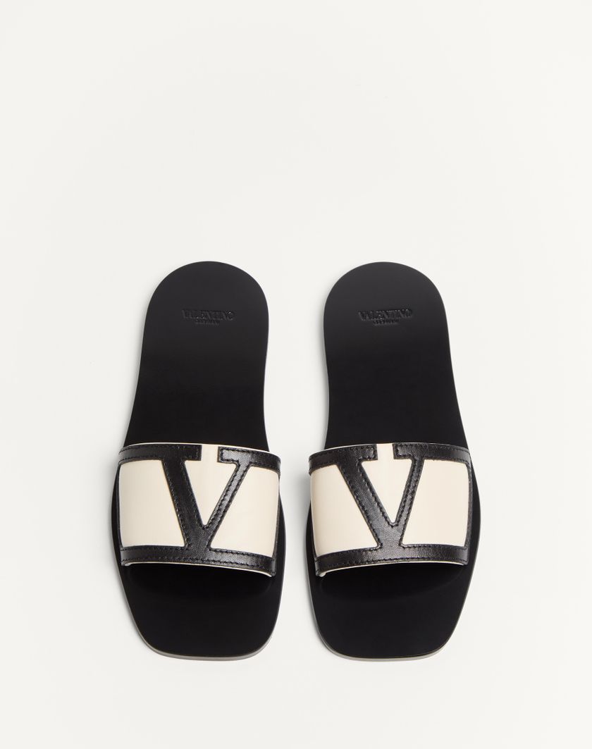 Valentino Handbags Sandalo Slide Viva Superstar In Nappa per Donna in Burro/nero | Valentino IT Nuovi prodotti