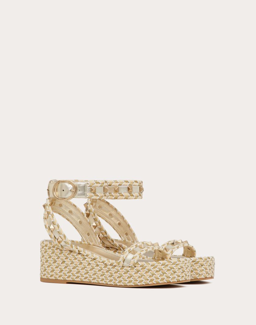 Valentino Handbags Sandalo Flatform Rockstud In Nappa Laminata 45mm per Donna in Naturale/avorio/oro/platino | Valentino IT Super Saving Price
