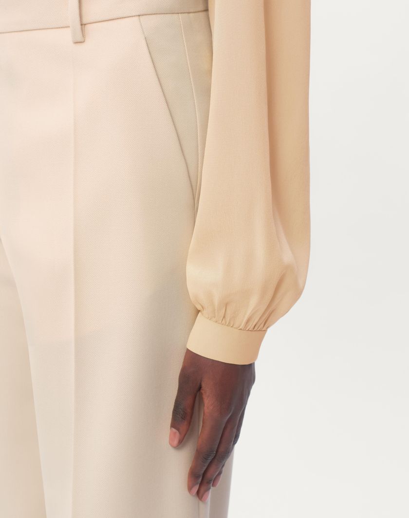Valentino Handbags Pantaloni In Diagonal Dry Wool per Donna in Avorio | Valentino IT Only for today