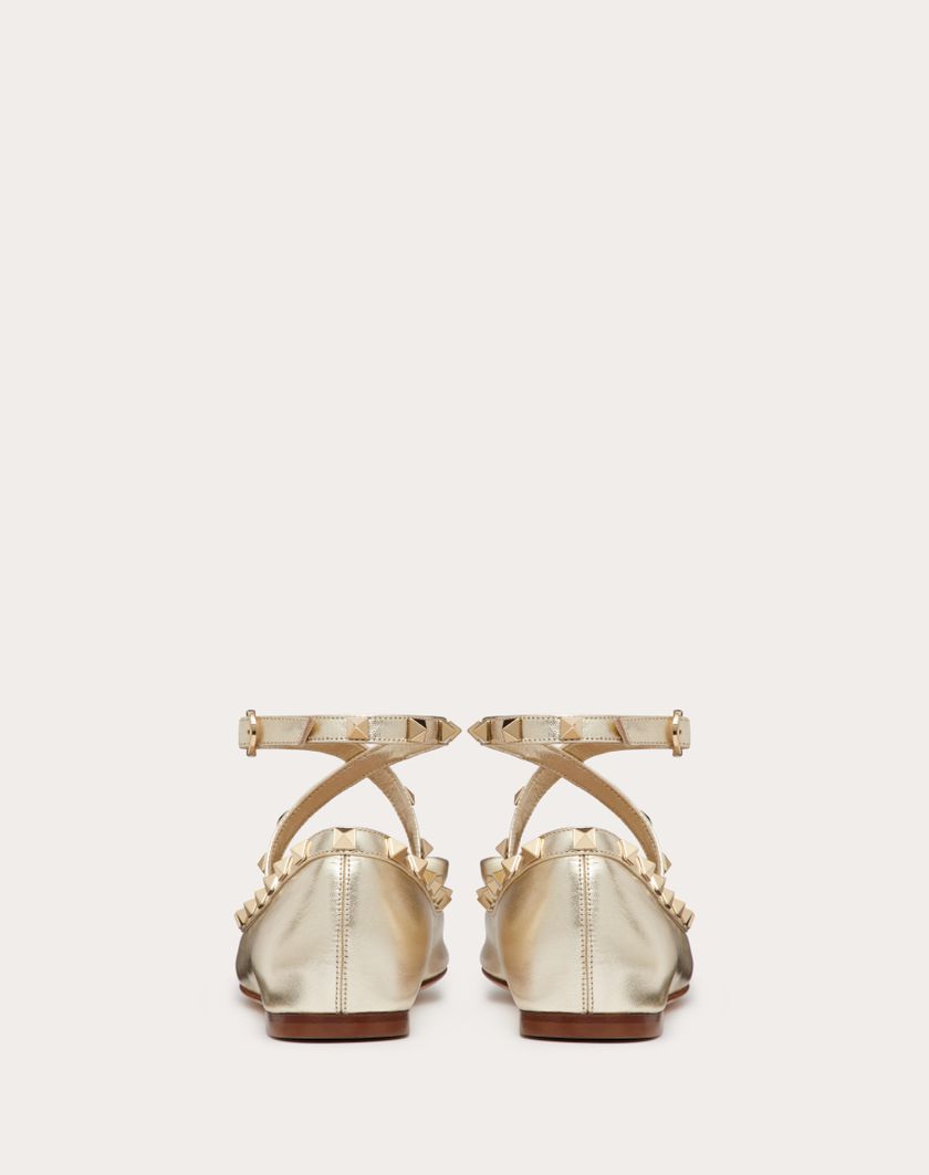 Valentino Handbags Ballerina Rockstud In Nappa Laminata per Donna in Platino | Valentino IT Vendita Economica