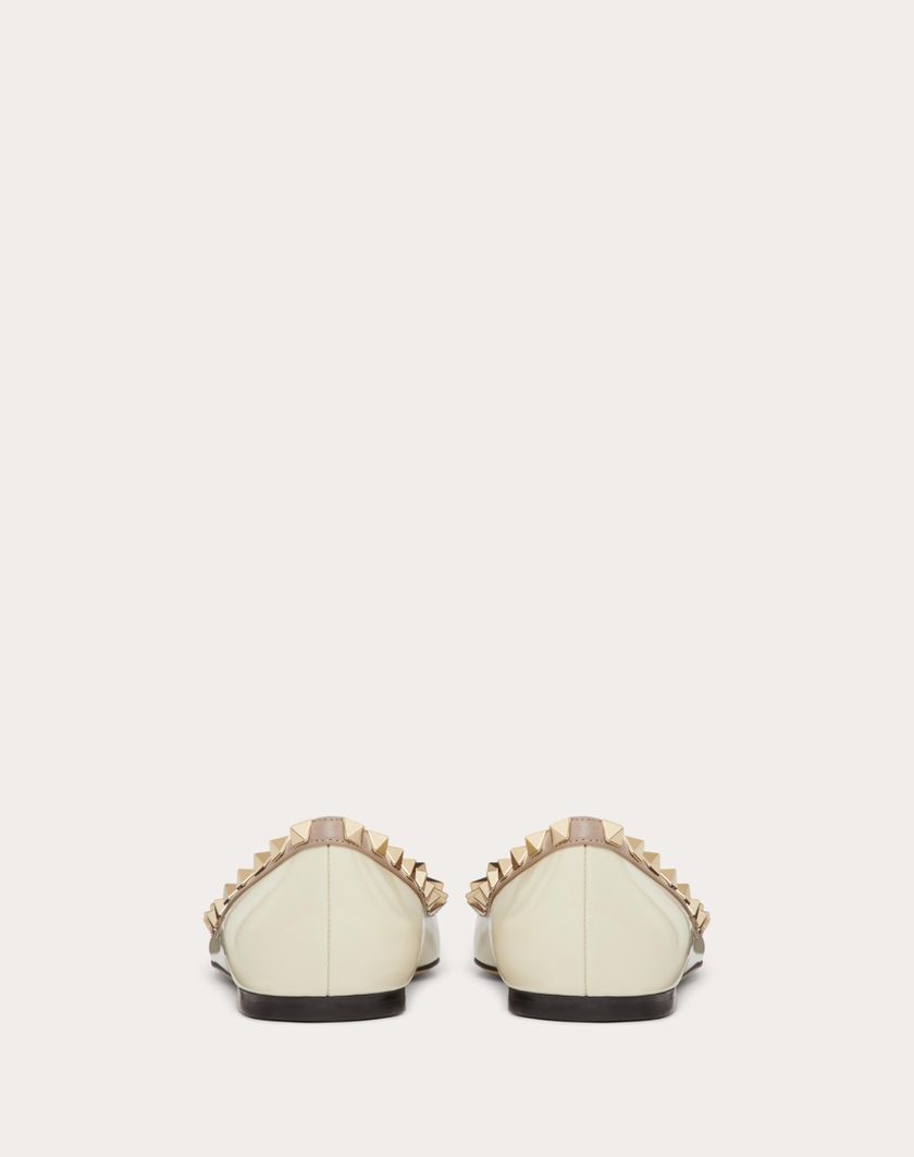 Valentino Handbags Ballerina Rockstud In Vernice per Donna in Poudre | Valentino IT Offerta speciale