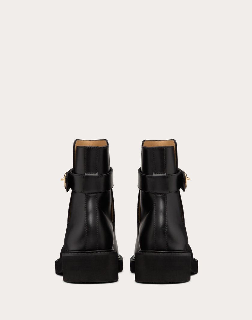 Valentino Handbags Stivaletto Vlogo Locker In Vitello 40mm per Donna in Nero | Valentino IT Smaltimento dello stoccaggio