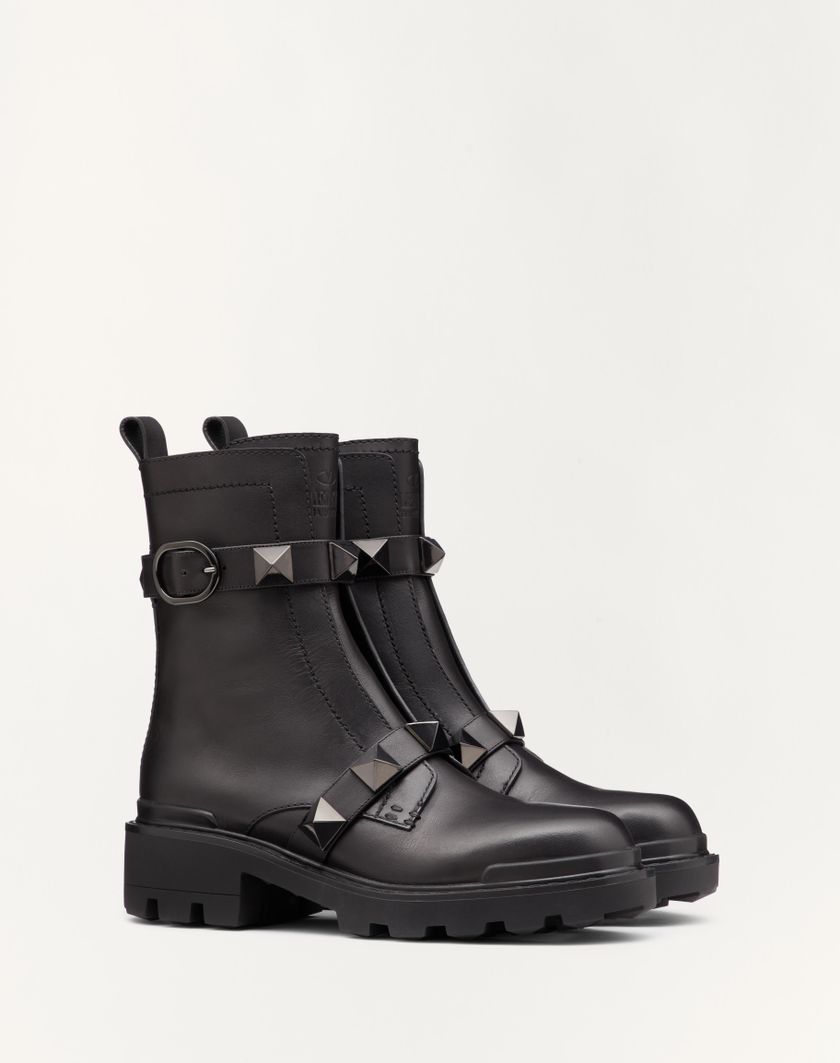 Valentino Handbags Combat Boot Roman Stud In Vitello E Borchie In Tono 40mm per Donna in Nero | Valentino IT Offerte stagionali