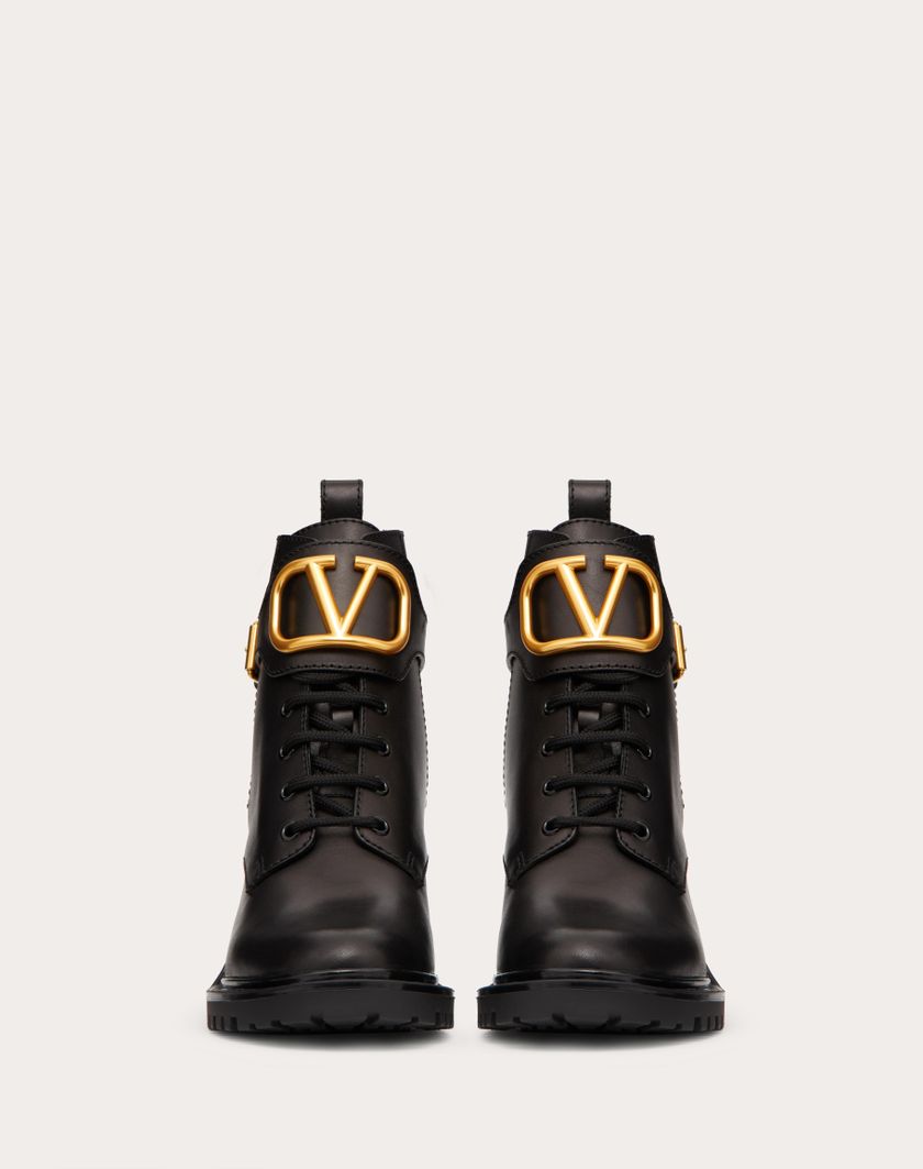 Valentino Handbags Combat Boot Vlogo Signature In Vitello 70mm per Donna in Nero | Valentino IT Comprane uno, ottenene uno gratis