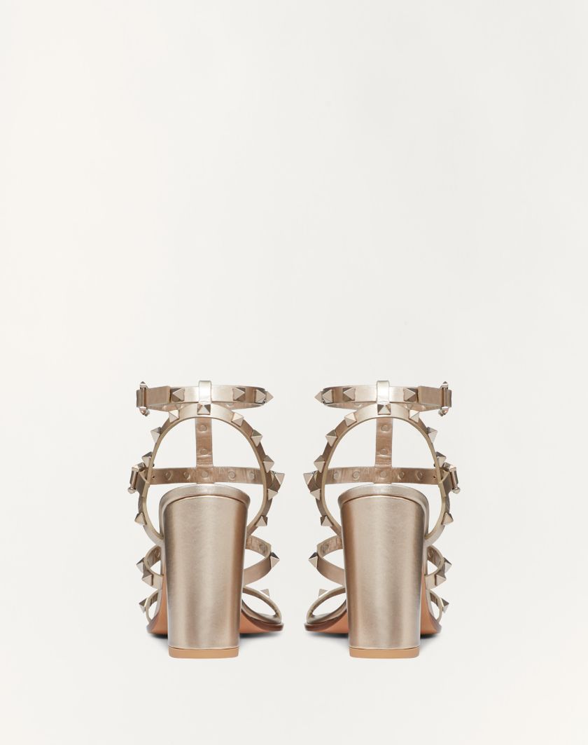 Valentino Handbags Sandalo Rockstud In Vitello Metallizzato Con Cinturini 90mm per Donna in Skin | Valentino IT Prezzo basso
