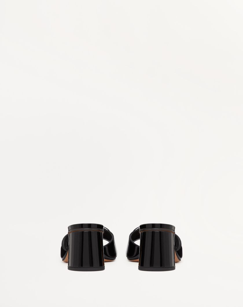 Valentino Handbags Sandalo Slide Vlogo Signature In Vernice 60mm per Donna in Azzurro | Valentino IT Promozione temporanea