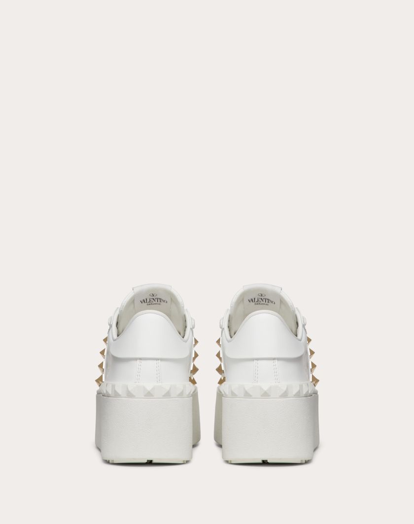 Valentino Handbags Sneaker Flatform Rockstud Untitled In Vitello per Donna in Bianco | Valentino IT Black Friday Prezzi