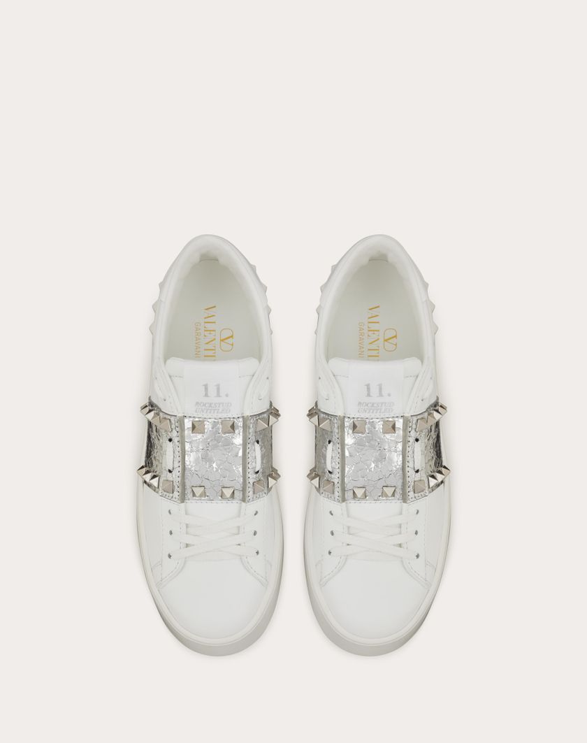 Valentino Handbags Sneaker Flatform Rockstud Untitled In Vitello Con Banda Metallizzata effetto Craquelé per Donna in Bianco/silver | Valentino IT 50% di sconto per tempo limitato