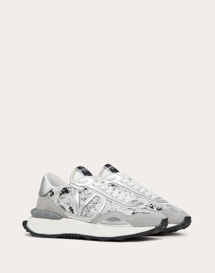 Valentino Handbags Sneaker Lacerunner In Pizzo E Mesh per Donna in Silver/pastel Grey | Valentino IT Acquista Ora