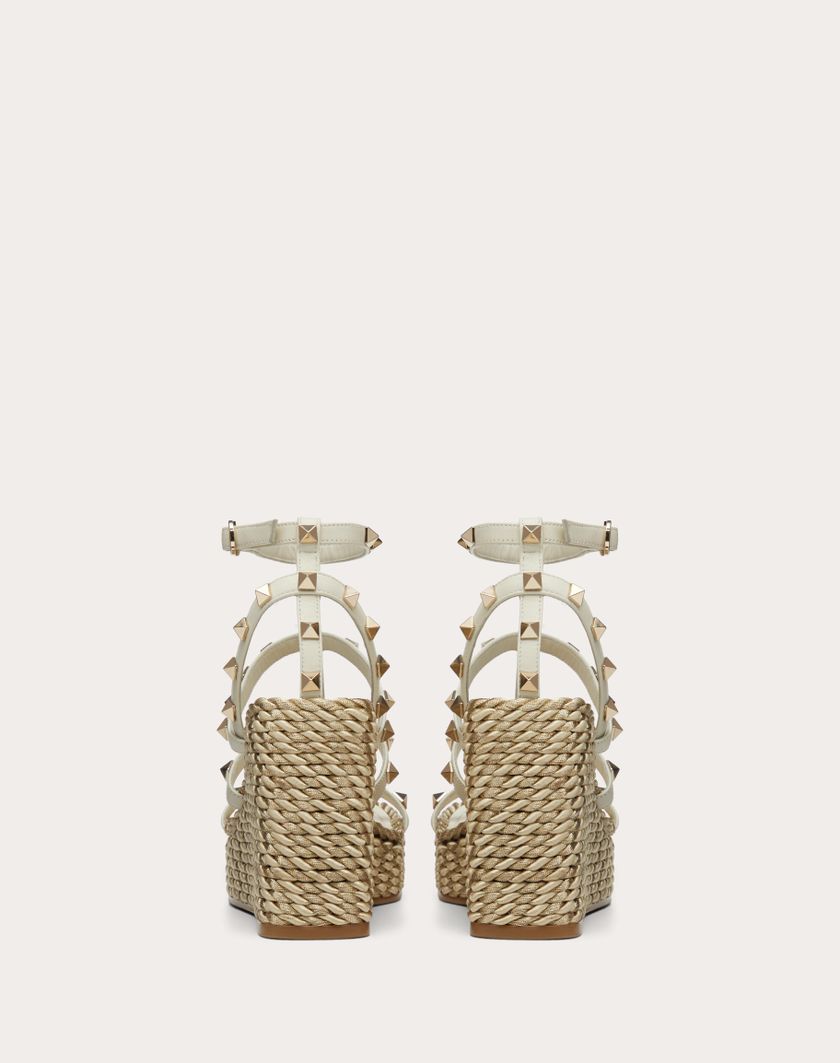 Valentino Handbags Sandalo Zeppa Rockstud In Vitello Con Cinturini 95mm per Donna in Light Ivory | Valentino IT Fino Al -60%