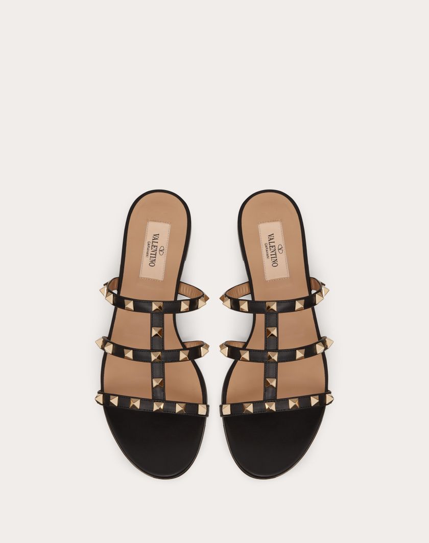 Valentino Handbags Sandalo Slider Basso Rockstud In Vitello per Donna in Blu Porcellana | Valentino IT Sottocosto