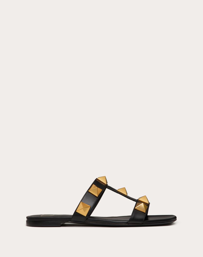 Valentino Handbags Sandalo Slide Basso Roman Stud In Vitello per Donna in Nero | Valentino IT Economico