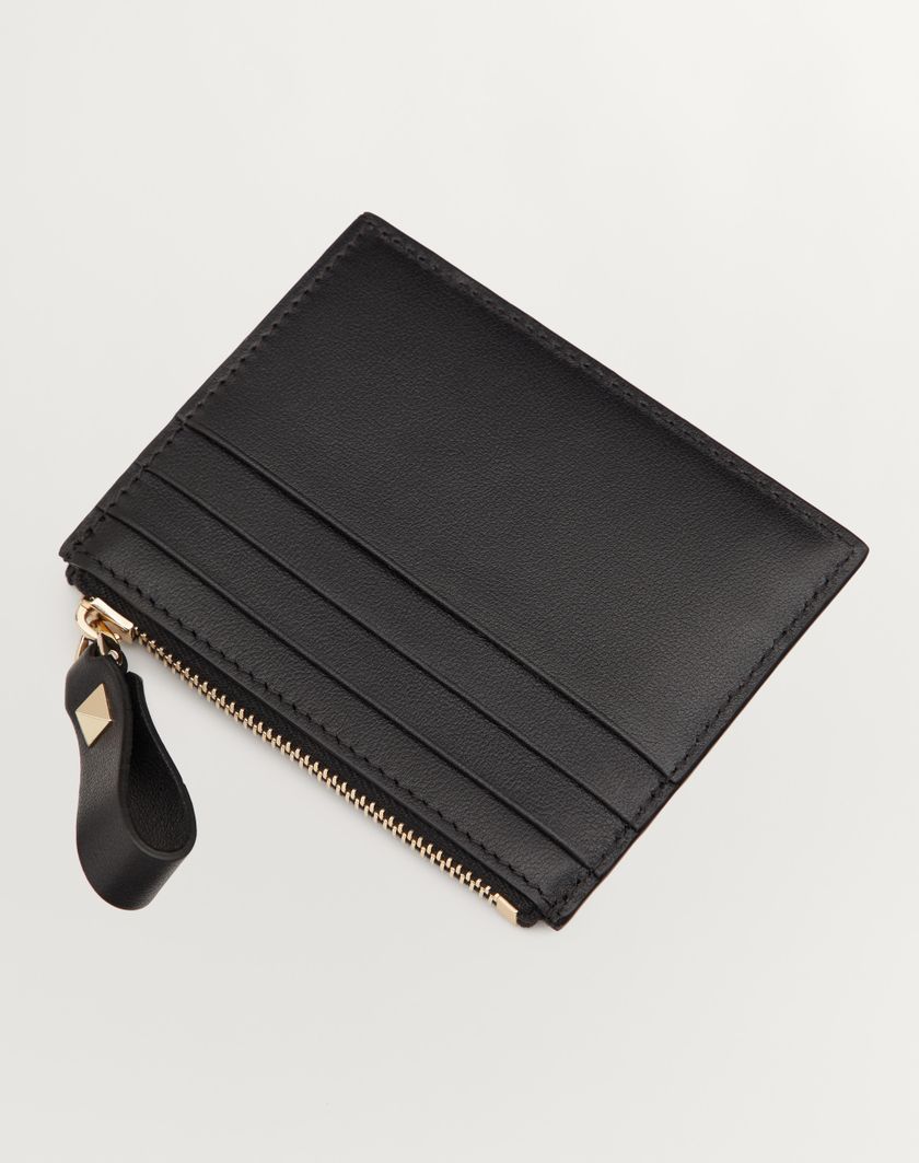 Valentino Handbags Portacarte Rockstud In Vitello Con Zip per Donna in Nero | Valentino IT Presa
