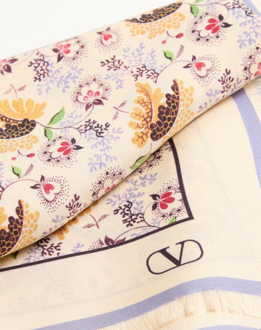 Valentino Handbags Foulard Papier Floral In Seta per Donna in Lilla | Valentino IT Offerta Pasqua