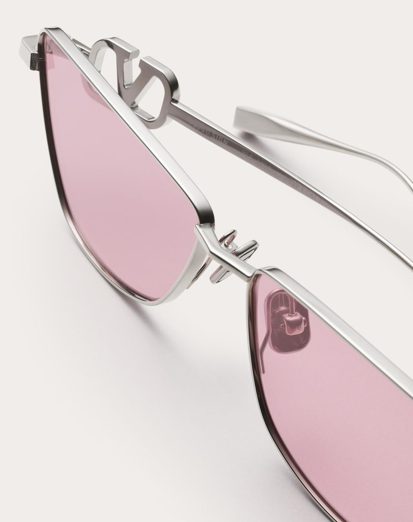 Valentino Handbags Vlogo Sign Occhiale Cat-eye In Titanio in Bordeaux | Valentino IT Vendita calda