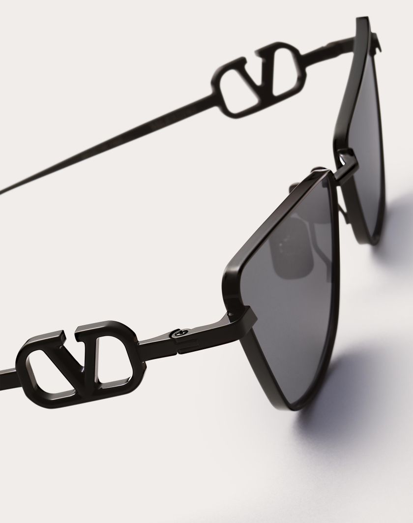Valentino Handbags Vlogo Sign Occhiale Cat-eye In Titanio in Grigio Scuro | Valentino IT Offerta migliore