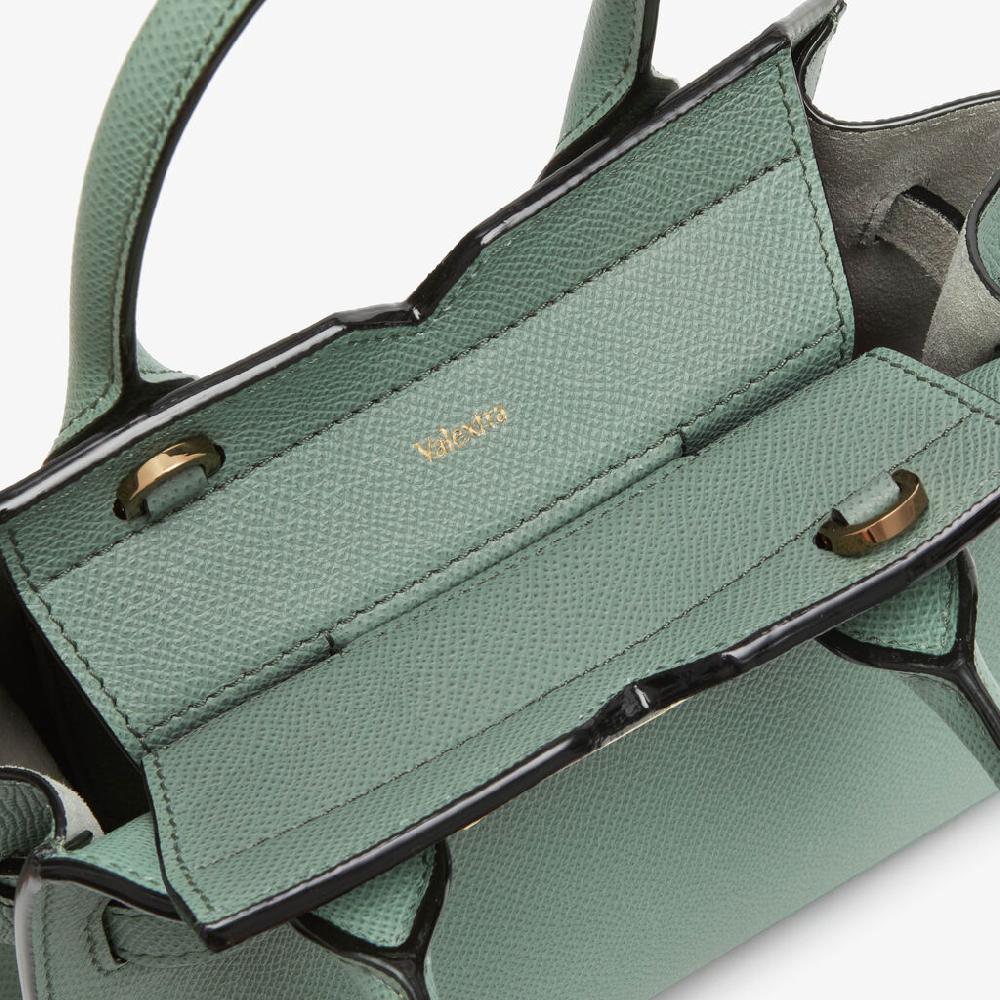 Valextra Borsa a Tracolla Milano Micro | Pelle di vitello Millepunte Soft | Verde Eucalipto | Valextra Convenienza