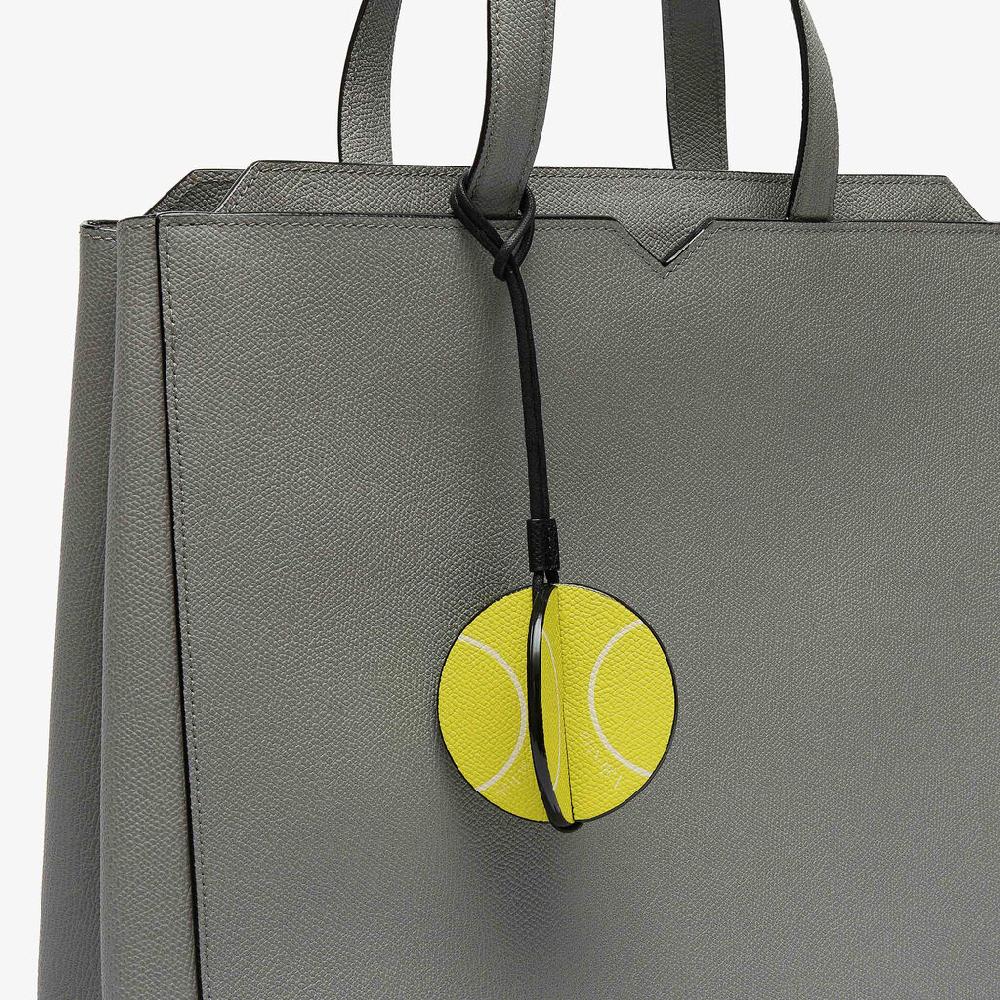 Valextra Charm palla da tennis Donna in Pelle Gialla e Nera | Valextra Offerta
