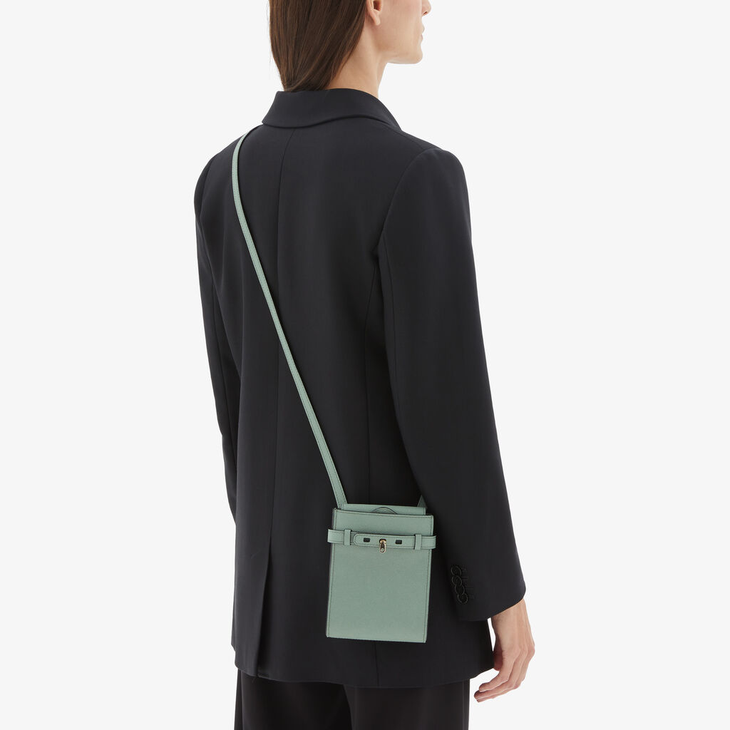 Valextra Borsa a Tracolla Brera B-Tracollina Slim Micro | Pelle di vitello Millepunte | Verde Eucalipto | Valextra Novità