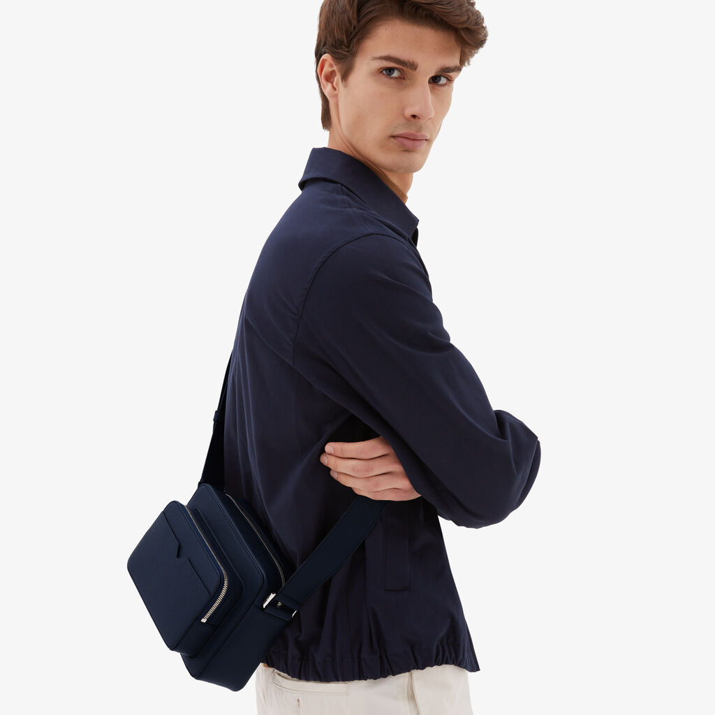 Valextra Borsetta Reporter in Pelle Blu con zip | Valextra V-Line Spedizione Gratuita