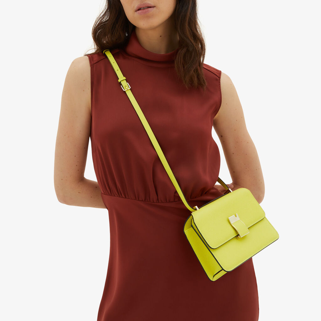 Valextra Borsa a tracolla da Donna in Pelle Gialla di Lusso | Valextra 2025