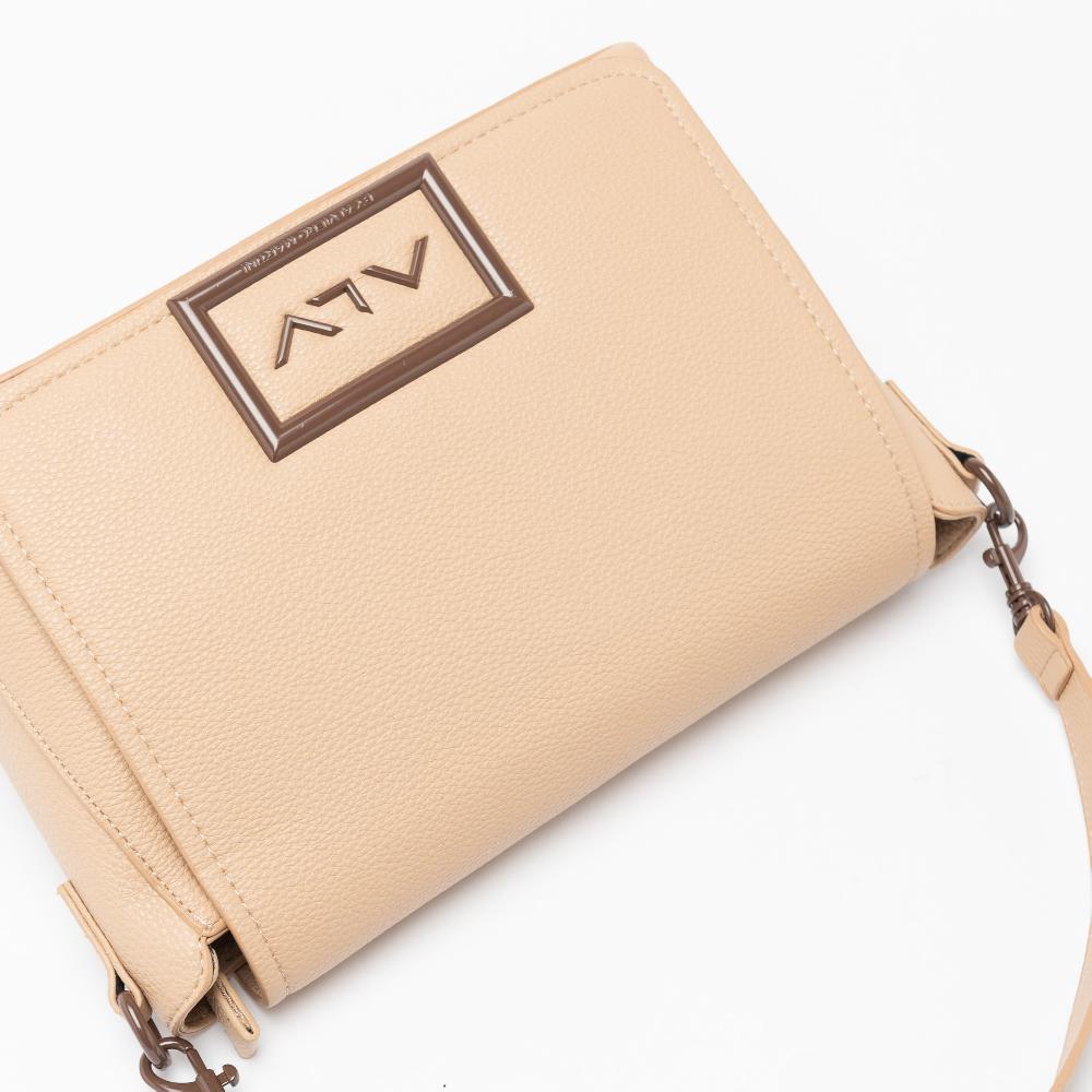 Alv by alviero martini Flap bag large ALV by Alviero Martini – ALVB7902 Novità