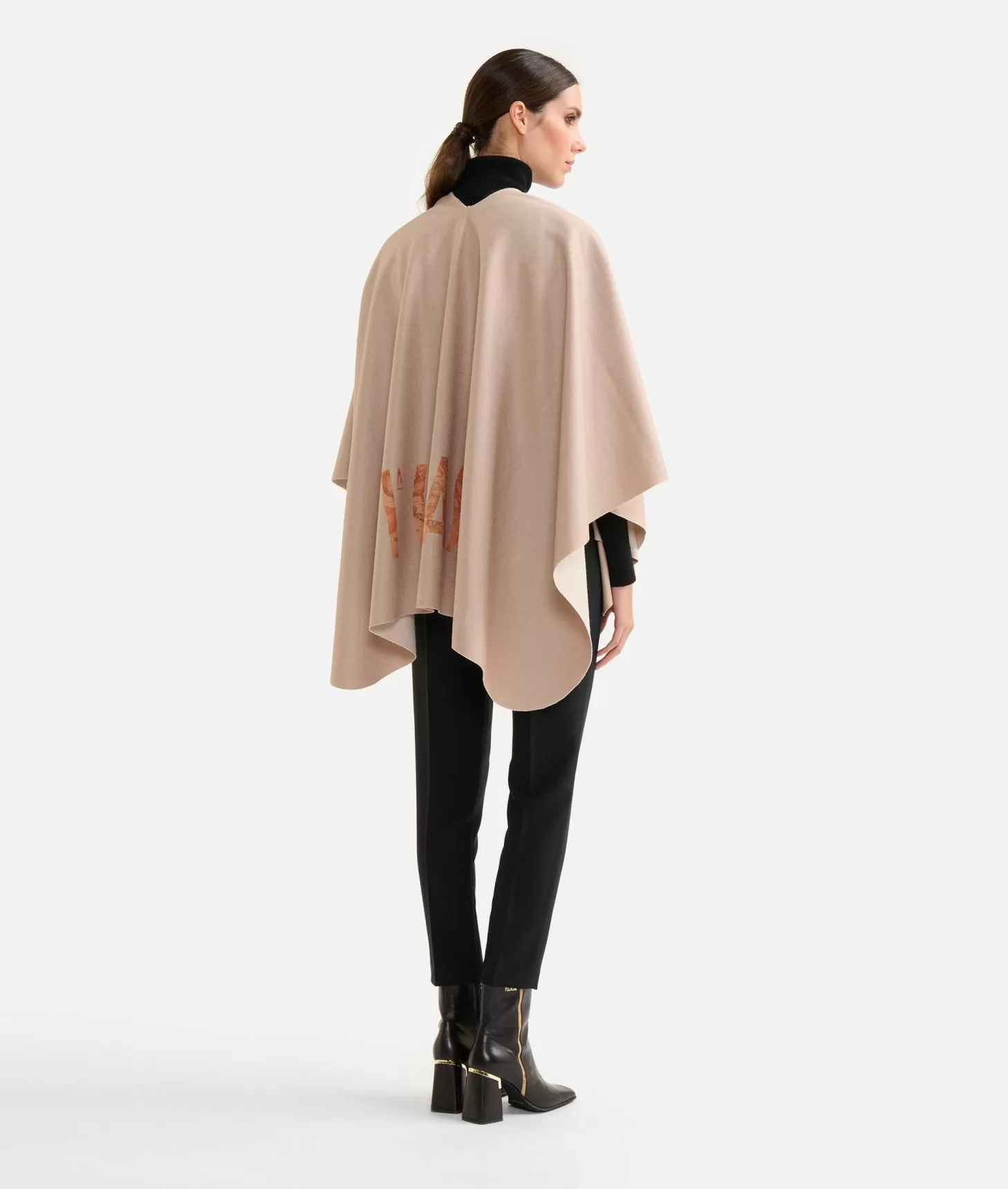 Alviero martini 1a classe Mantella in panno con logo 1ᴬ Classe Panna Consegna Veloce