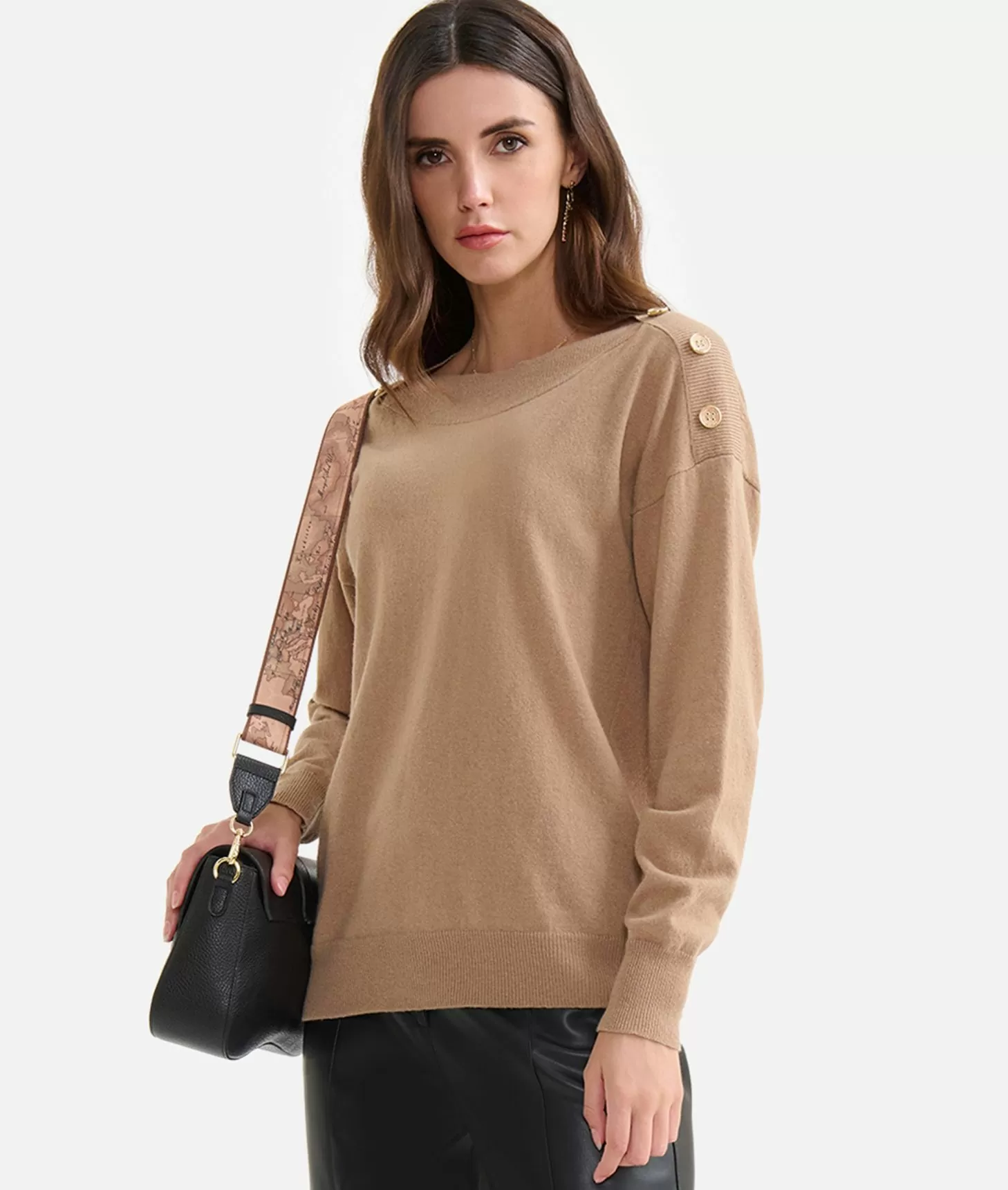 Alviero martini 1a classe Maglia in filato misto cashmere con bottoni Geo Classic Cammello Spedizione Gratuita